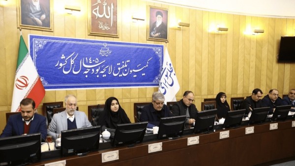 افزایش حقوق پلکانی معکوس تصویب شد؛ حمایت از کم‌درآمدها