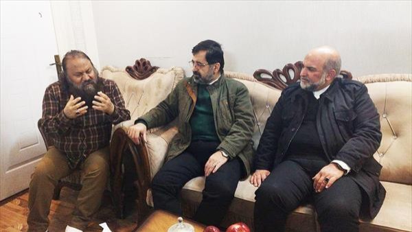 دیدار مسئولان با کوروش زارعی؛ هنرمند پیشکسوت در بستر بیماری