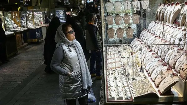 مسدودی حساب‌های طلافروشان ادامه دارد؛ اعتراض اصناف به دولت