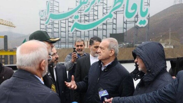 رئیس‌جمهور از شهرک مسکونی فراجا بازدید کرد: تحولی در مدیریت انرژی