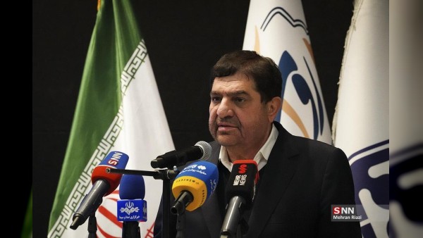 مشاور رهبری در جشن روز پدر با کودکان بی‌سرپرست