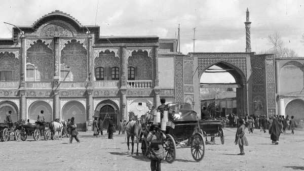 شغل عجیب کناس‌ها در تهران قدیم؛ جست‌وجوی گنج در میان فاضلاب!