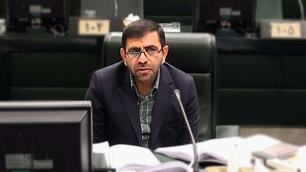 10.5 همت در بانک ها راکد است، جوانان برای 100 میلیون وام 3 سال منتظر می مانند