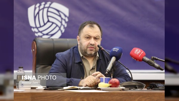 استقلال در یزد میزبان می شود؛ هشدار درباره حفظ چمن ورزشگاه