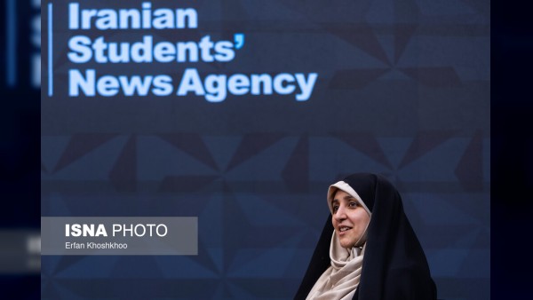 بازدید معاون رئیس جمهور از ایسنا و تاکید بر نقش رسانه ها در ارتباط دولت و مردم