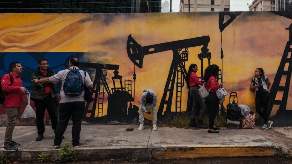 ونزوئلا با بحران نفتی بزرگ مواجه می شود