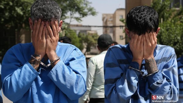 دست گيري سارقان زن و مرد لوازم خودرو در تهران