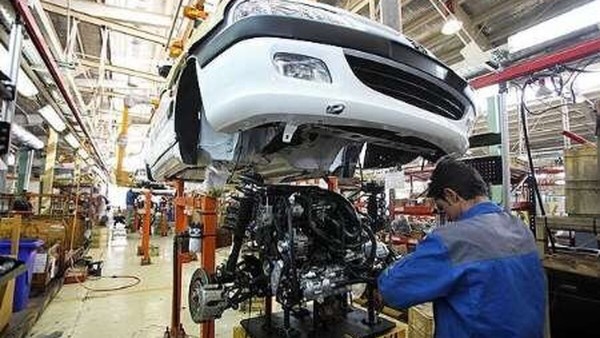 افزایش قیمت خودرو فقط با مجوز قانونی امکان پذیر است