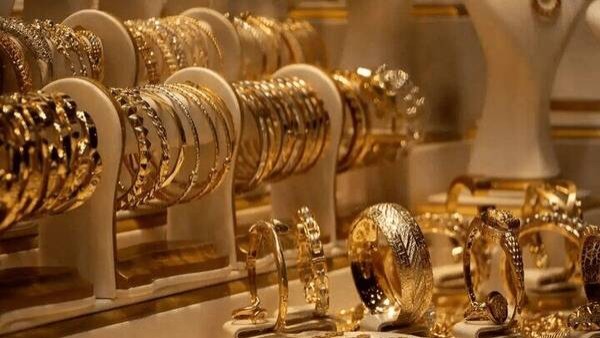 قیمت طلا و سکه سقوط کرد؛ کاهش ۶ میلیونی حباب سکه