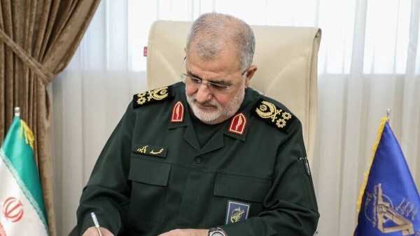 پیام تبریک فرمانده کل سپاه به مناسبت میلاد امام زمان و روز سربازان گمنام