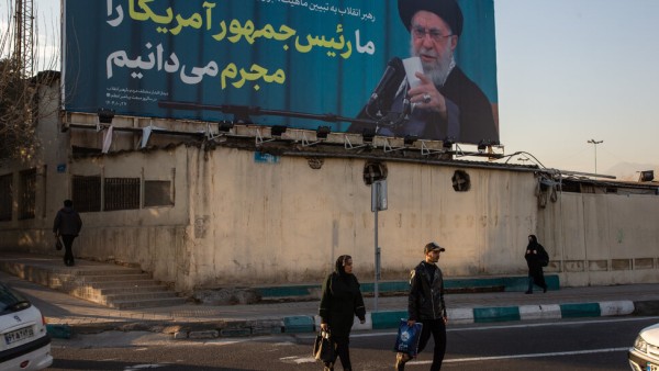 Trump envoy and Iran foreign minister to meet in Istanbul amid tensions