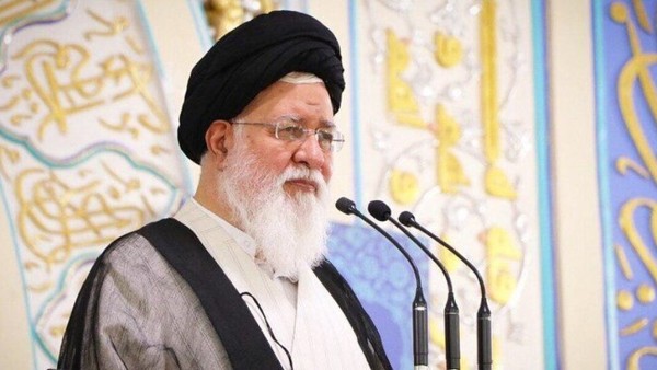 امام جمعه مشهد: هر چه دشمن مایوس تر شود فشارش بیشتر می شود